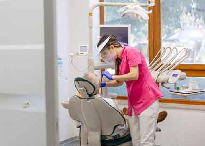 H-Dent Dental Clinic 7